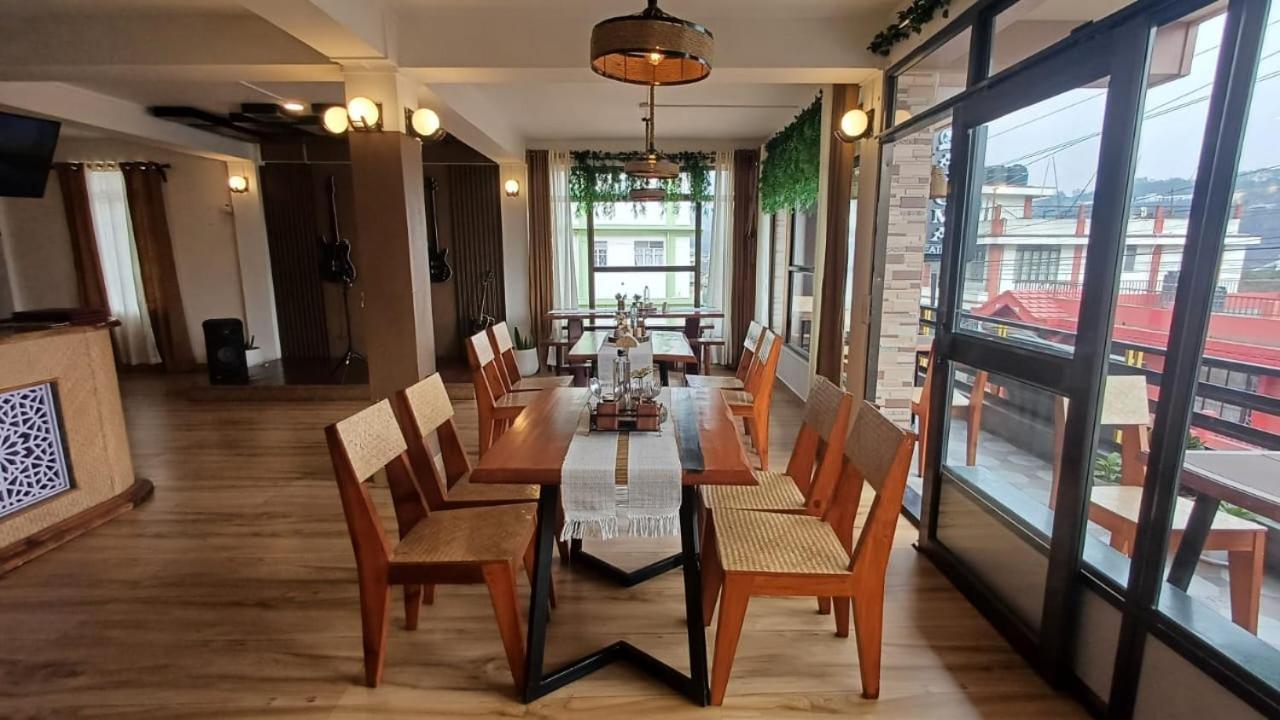 Aroma Inn Shillong Extérieur photo