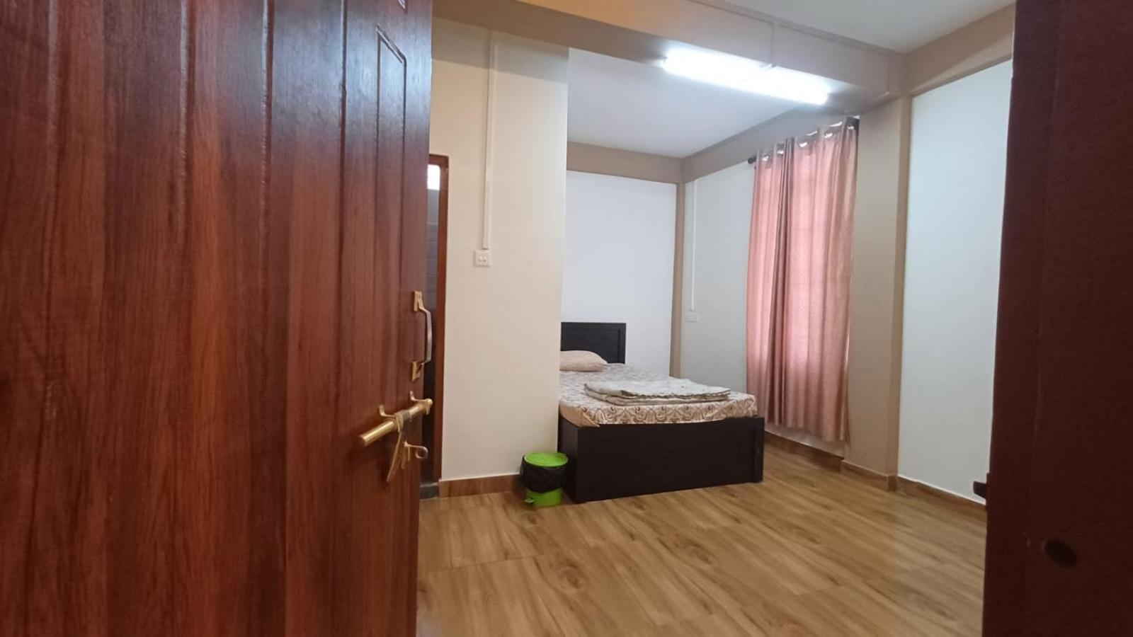 Aroma Inn Shillong Extérieur photo